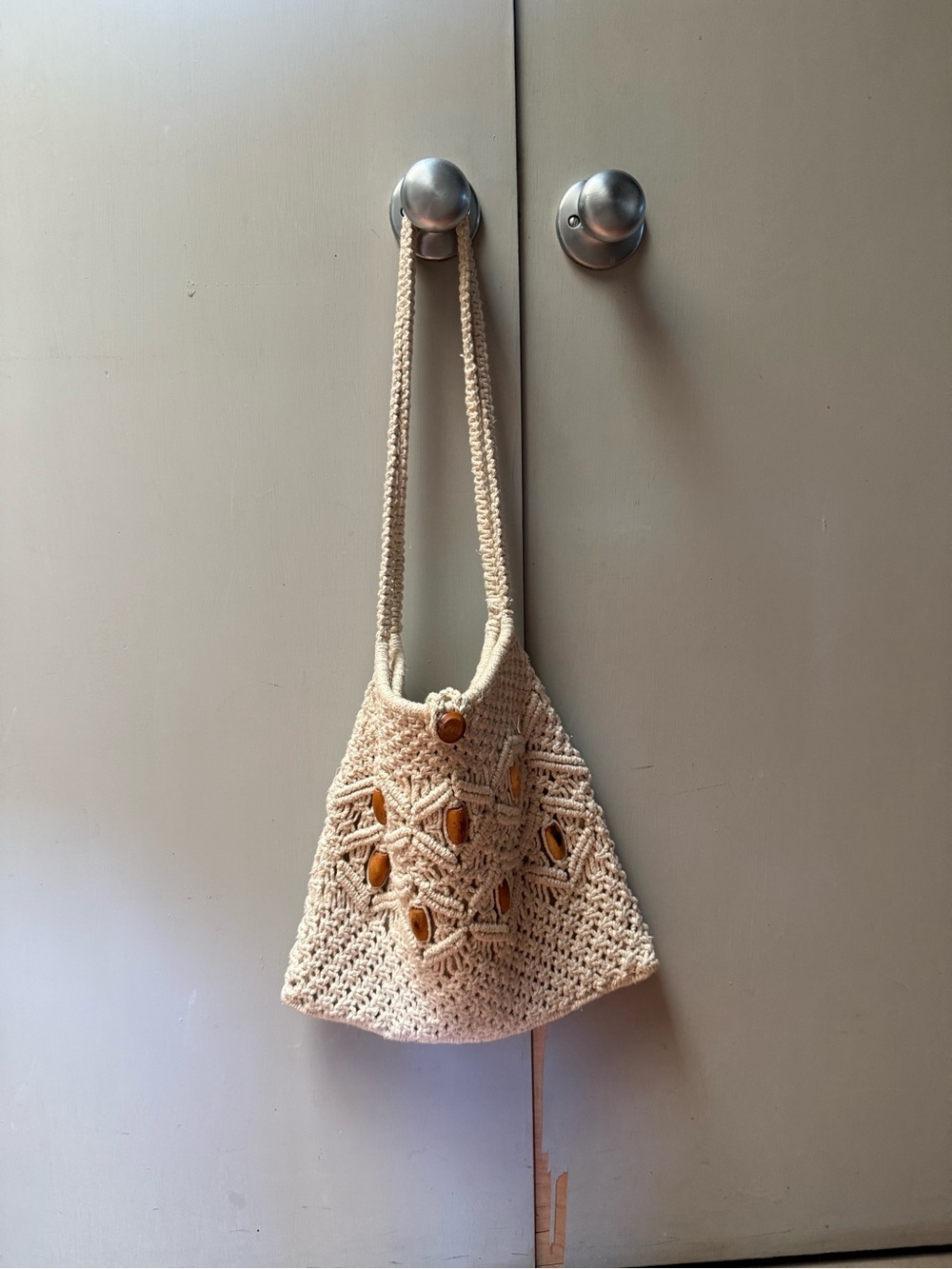 Handcrafted Cream Crochet Shoulder Bag with Wooden Accents